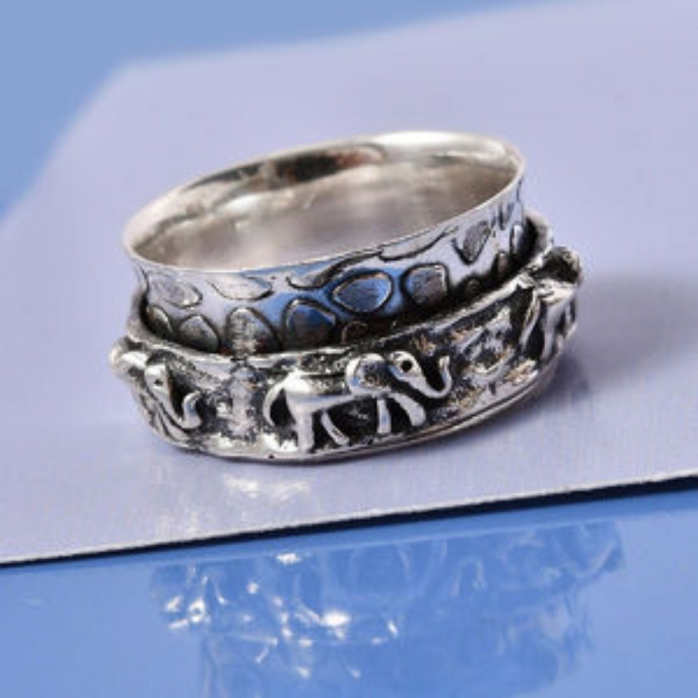 HANDCRAFTED STERLING SILVER SPINNER RING - Picture 3 of 3